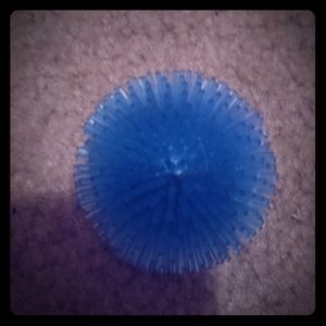 A. Blue light up ball 💙